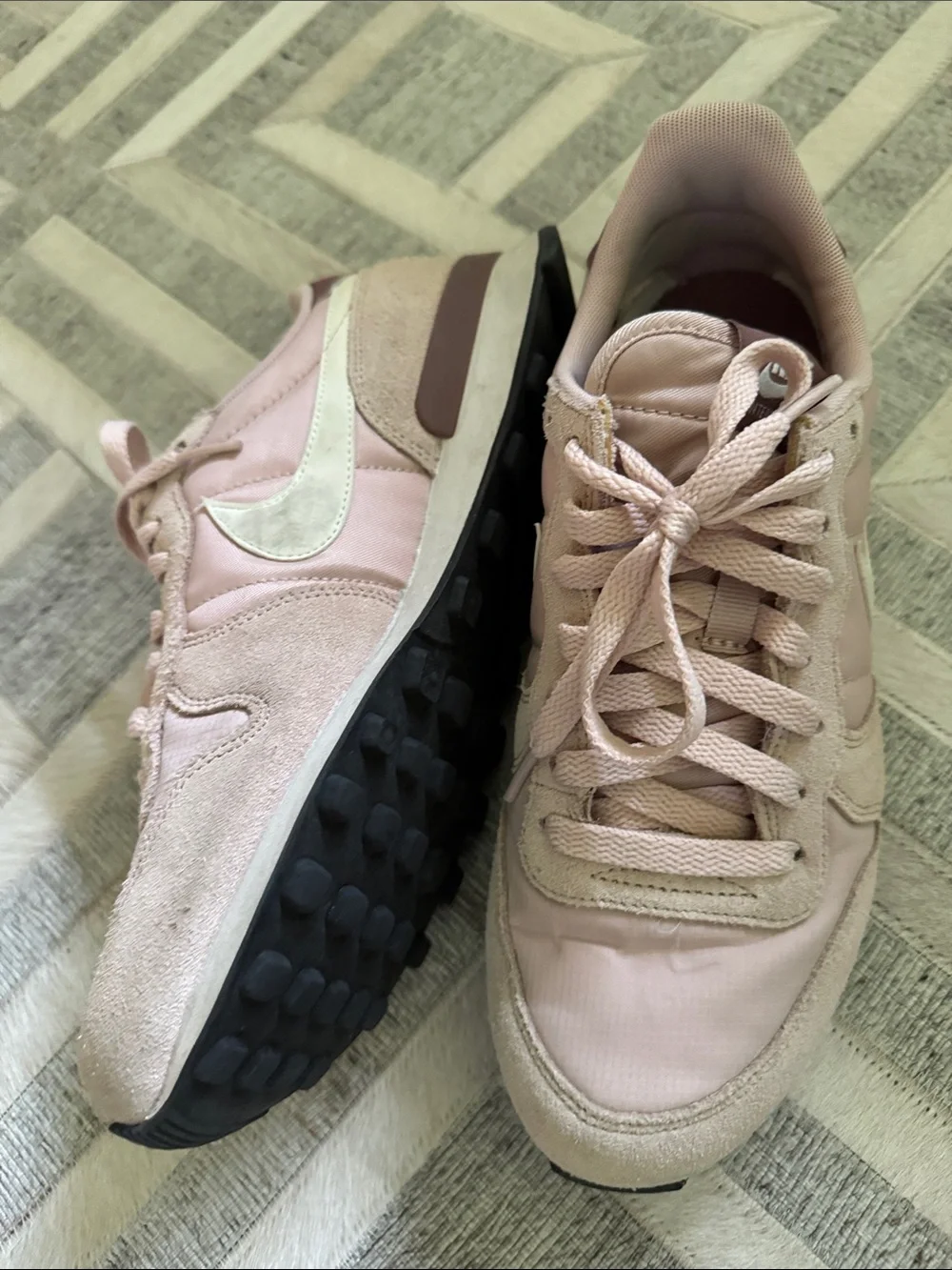 Nike Women's Light Pink Low-Top Sneakers